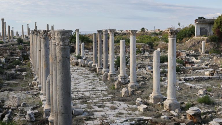 L’escalade militaire frappe le cœur historique de Tyr