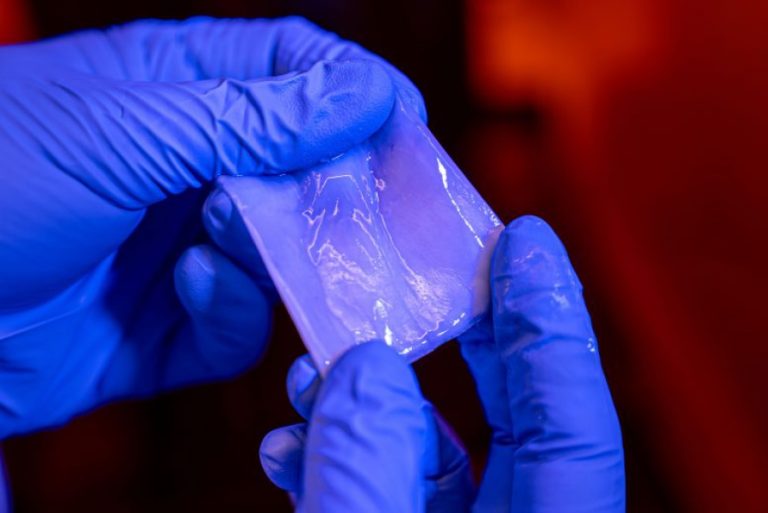 Un matériau "miracle" qui défie les limites du plastique