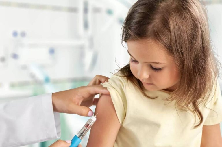 Pourquoi la vaccination contre la rougeole est-elle devenue une priorité en 2026