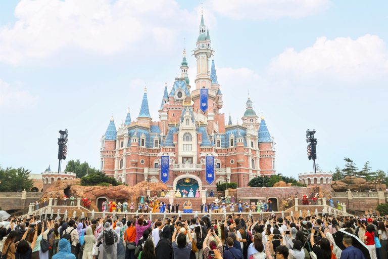 Une décennie de magie sous le château Enchanted Storybook