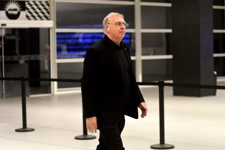 Une entreprise fantôme au service du président