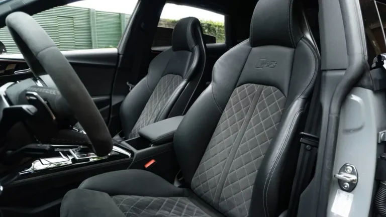 Risque d'éjection des passagers pour Citroën