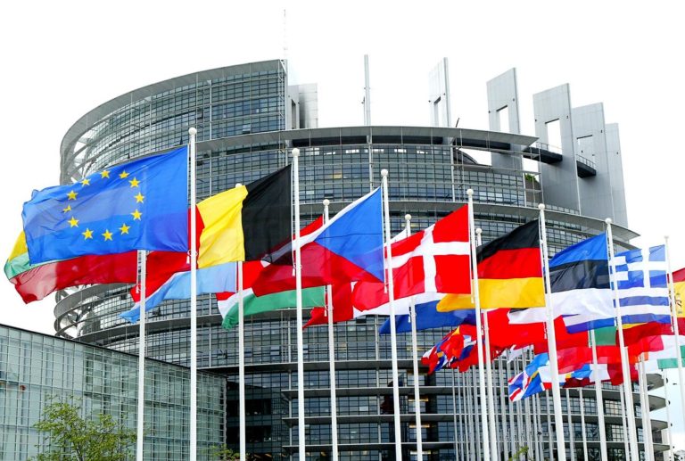 Un texte clivant : la droite européenne exige une rupture avec Cuba