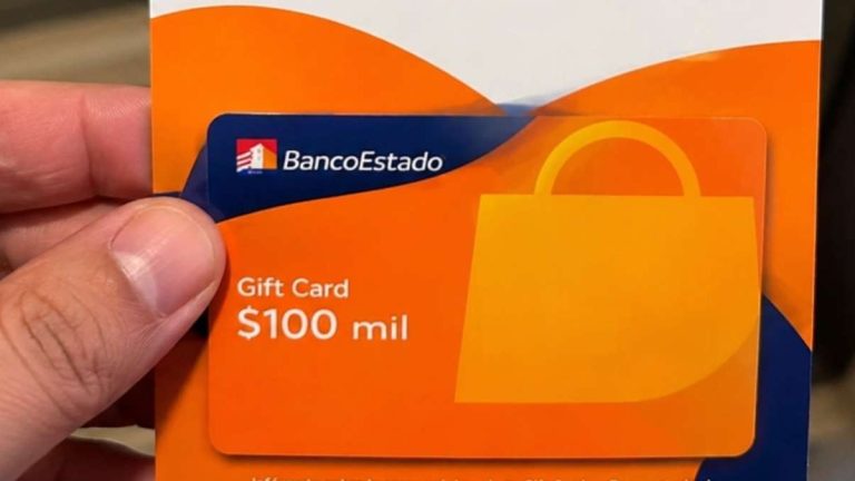 BancoEstado offre une carte-cadeau de 100 000 pesos pour toute souscription d'assurance auto en ligne en juillet 2026