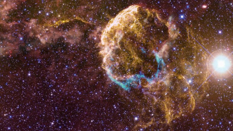 SPACE-SUPERNOVAS/
