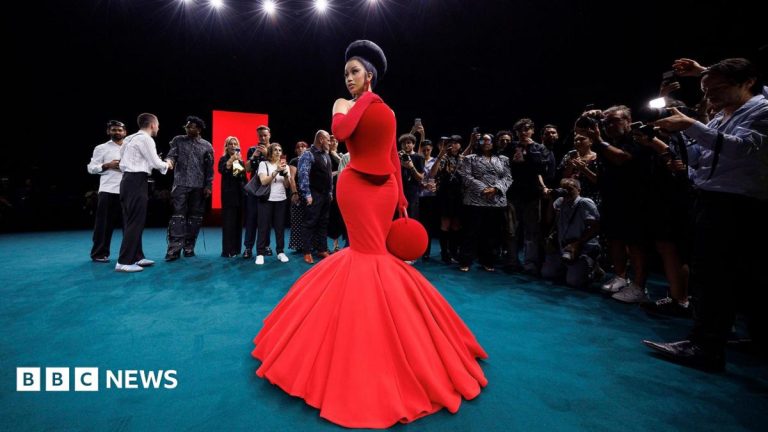 Un calendrier exclusif sous le signe de la haute couture