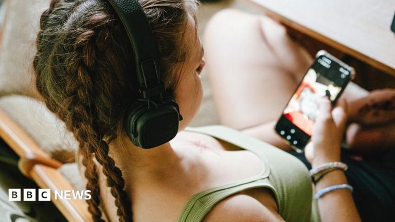 YouTube recommande toujours des vidéos sur les troubles alimentaires aux adolescents, dénonce une étude