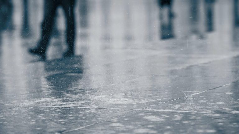 Des précipitations records et des alertes d'inondation à Oakbank