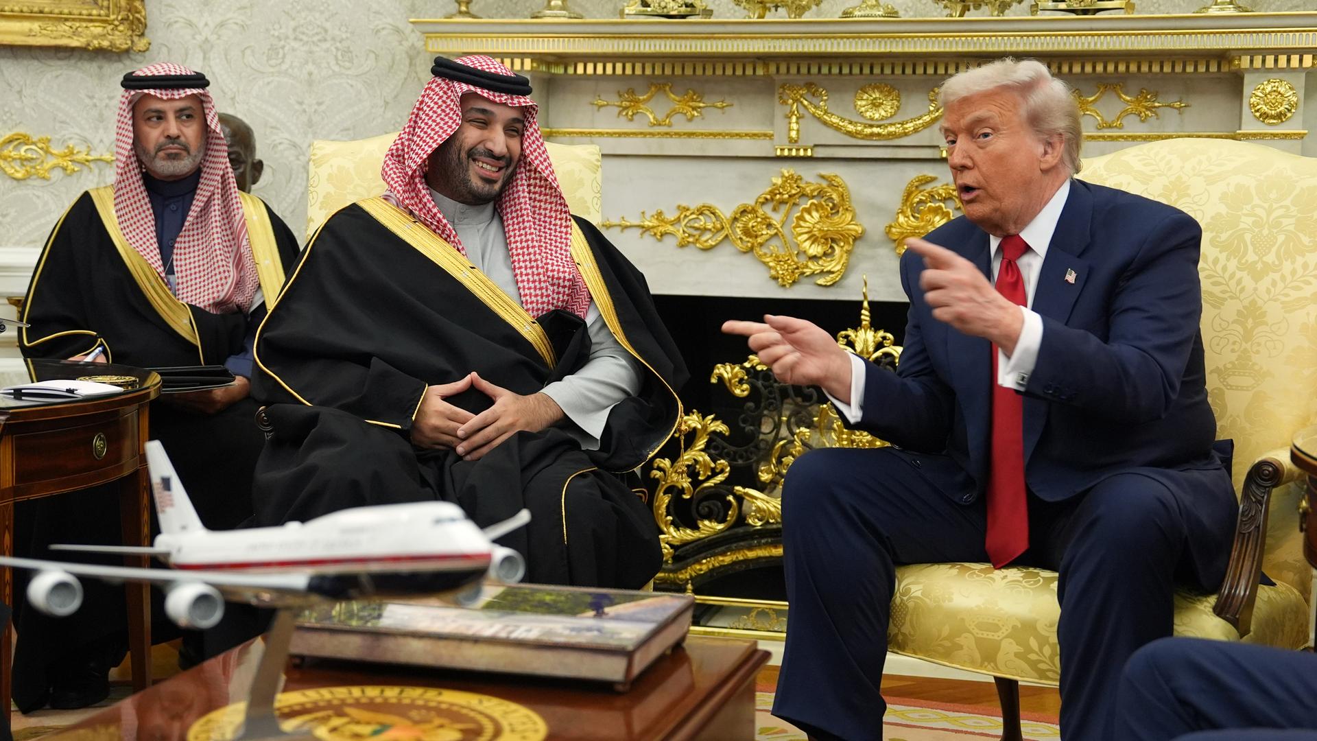 Washington: US-Präsident Donald Trump trifft den saudi-arabischen Kronprinzen Mohammed bin Salman im Oval Office des Weißen