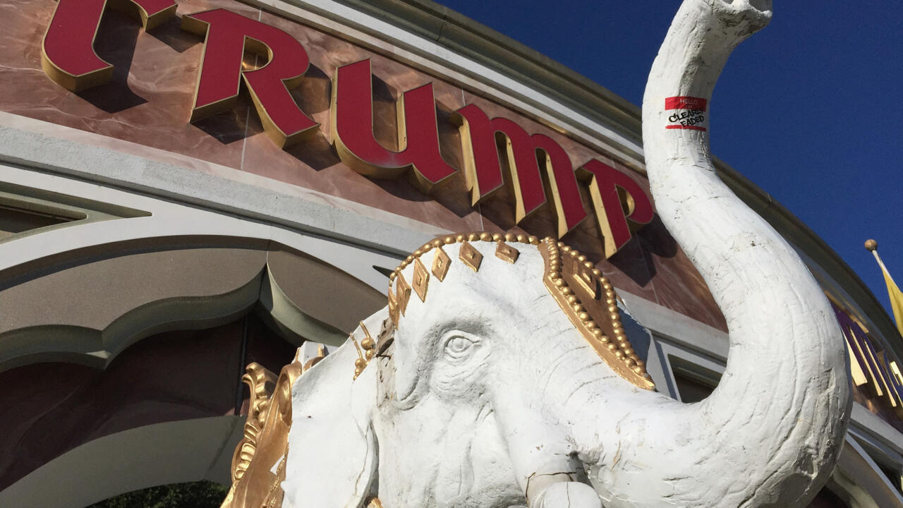 Capital One justifie la fermeture de comptes de la Trump Organization pour blanchiment