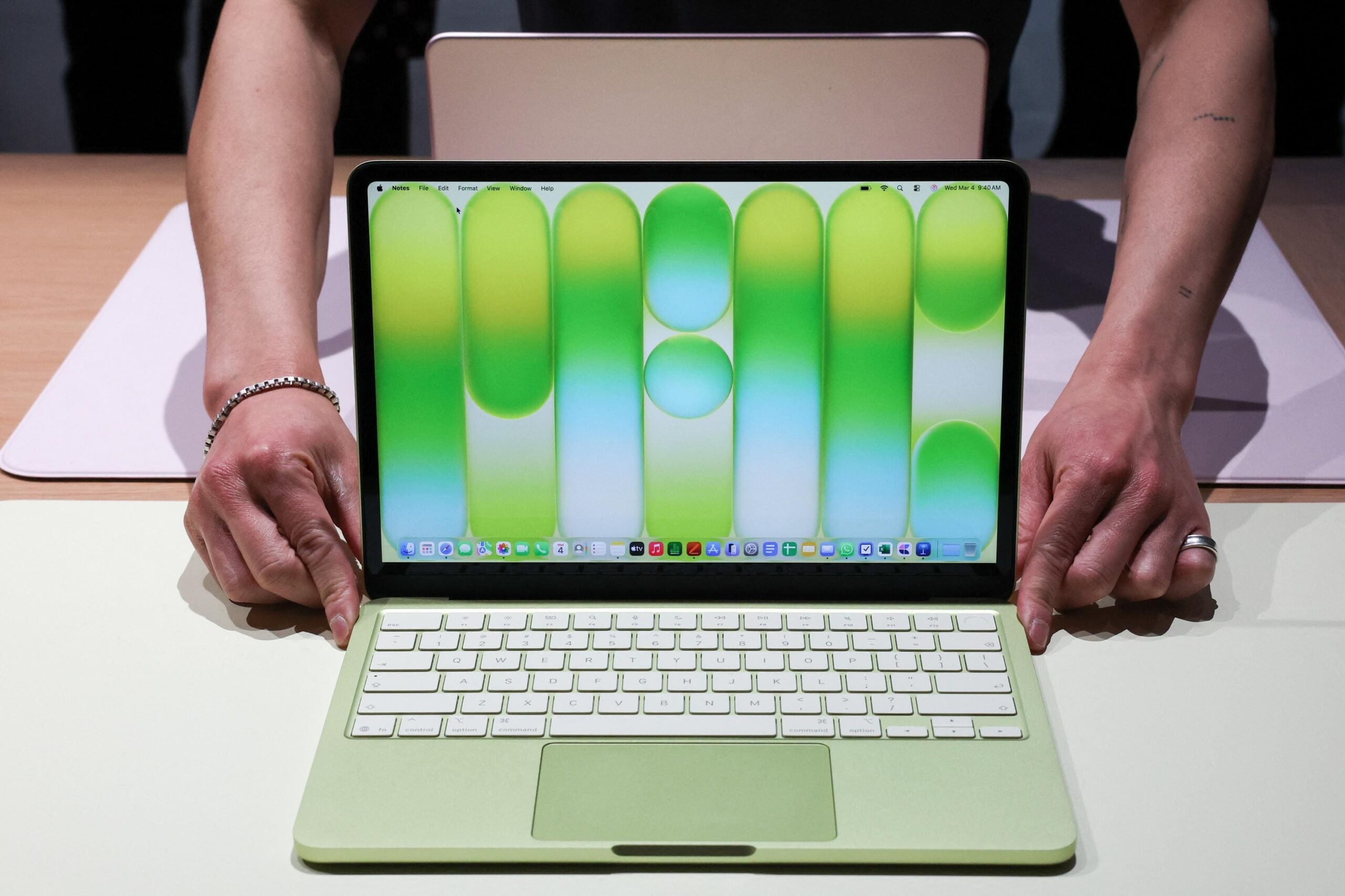 MacBook Neo 2 : Apple Prévoit un Lancement au Printemps 2027