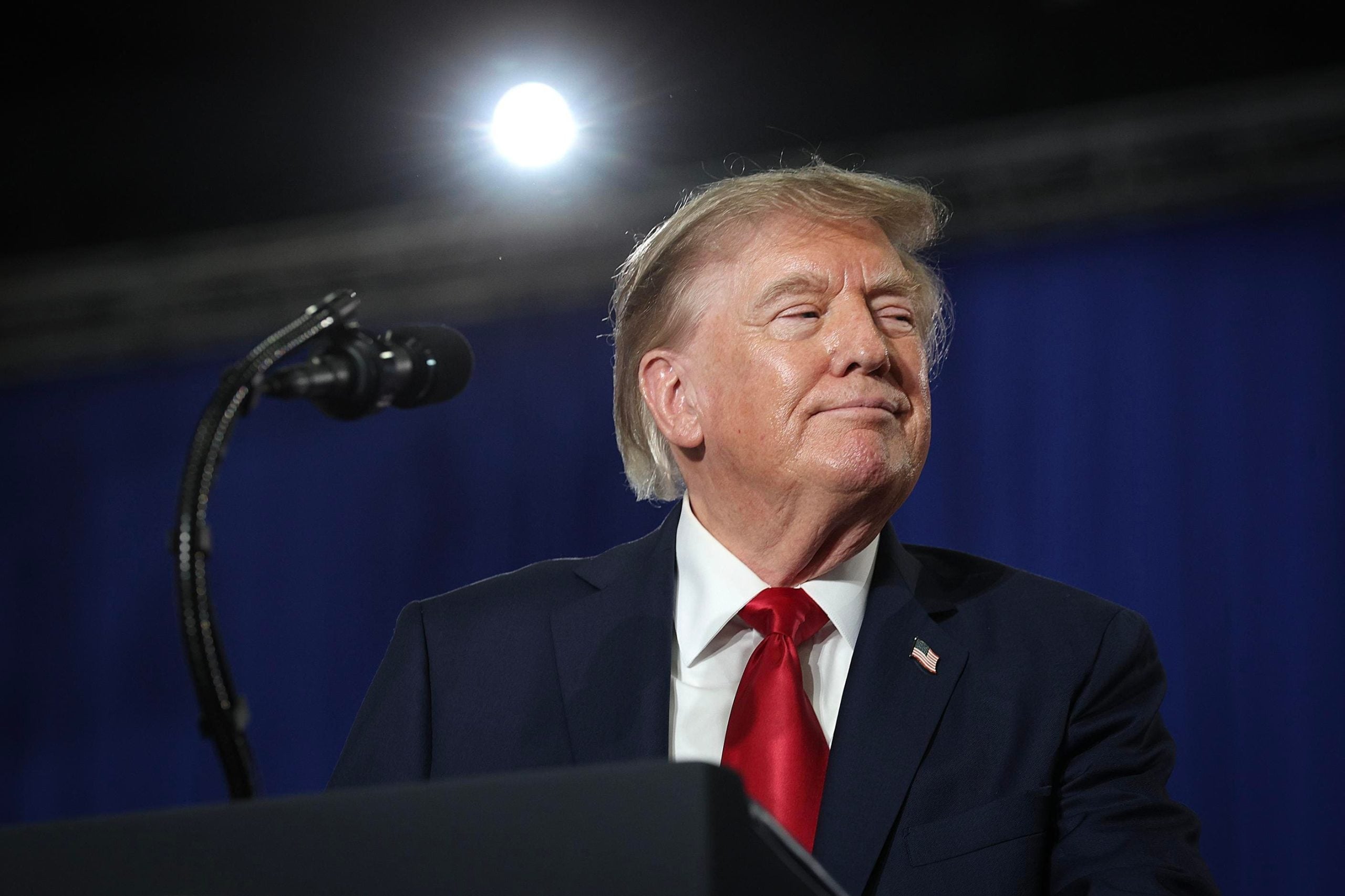 Donald Trump Réalise Plus de 1000 Transactions Boursières en Juin
