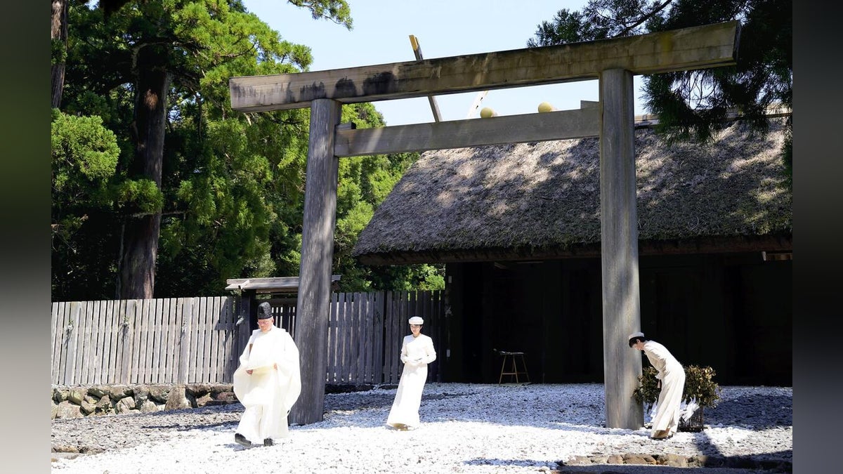 Princesse Aiko : visite au sanctuaire d'Ise et participation aux rites d'Okihiki