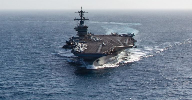 L'USS Abraham Lincoln Quitte le Moyen-Orient Après Neuf Mois de Mission