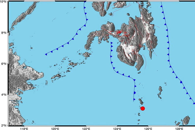 菲律賓民答那峨島西達沃省薩蘭加尼外海5日中午發生規模7.0地震，菲律賓火山暨地震研究所強調不會構成海嘯威脅。（取材自X平台@PHIVOLCS-DOST）