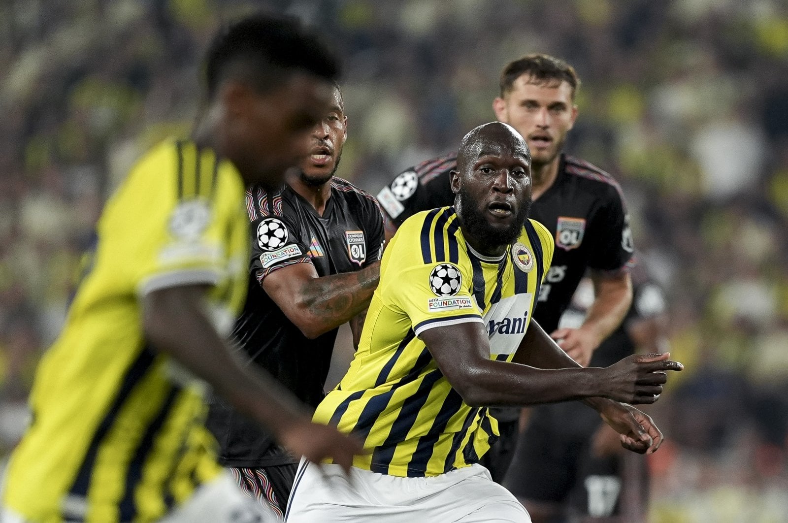 Fenerbahçe élimine Lyon et retrouve la Ligue des champions après dix-huit ans