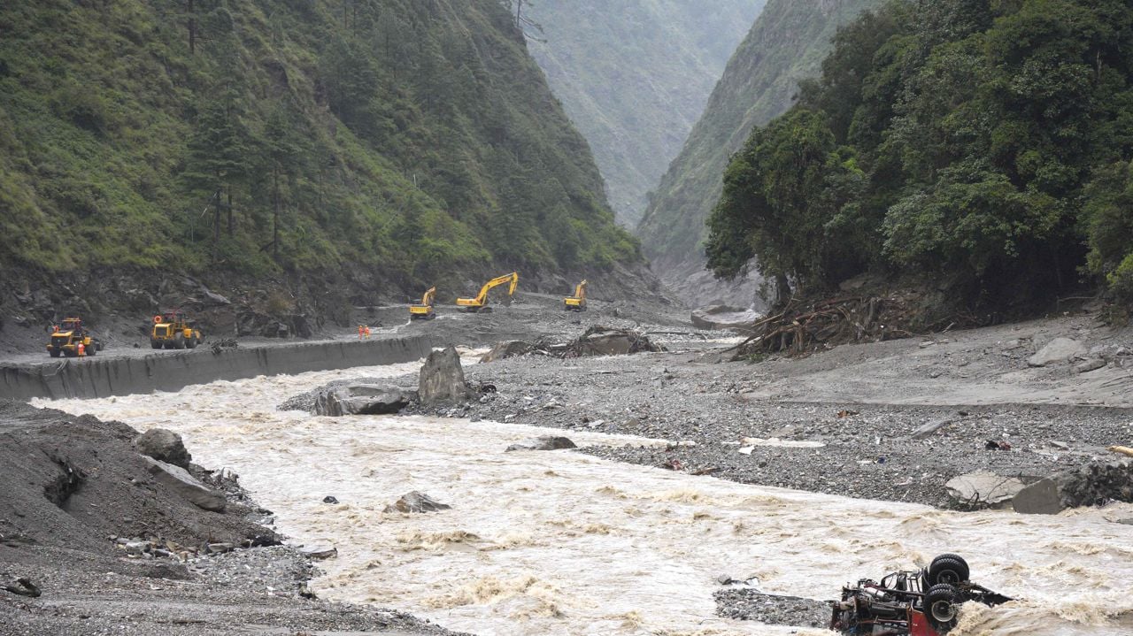 Népal : Alerte aux inondations après la rupture d'un lac au Tibet