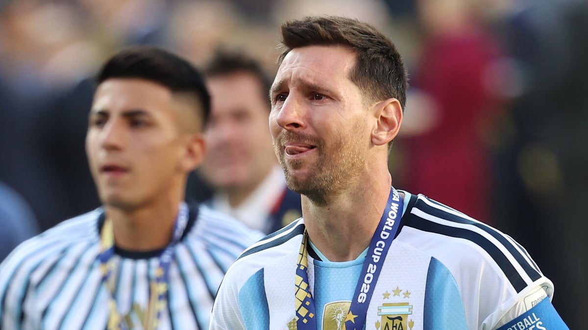 Messi từ giã đội tuyển Argentina