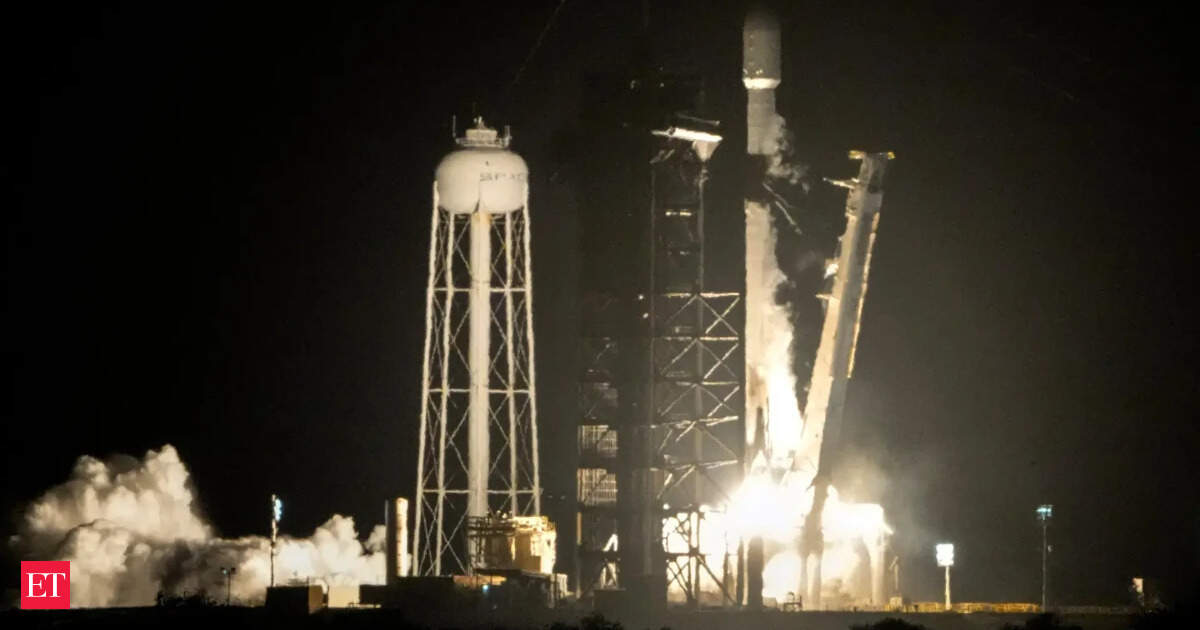 Une Fusée SpaceX Falcon 9 Devrait Percuter la Lune en Août 2026