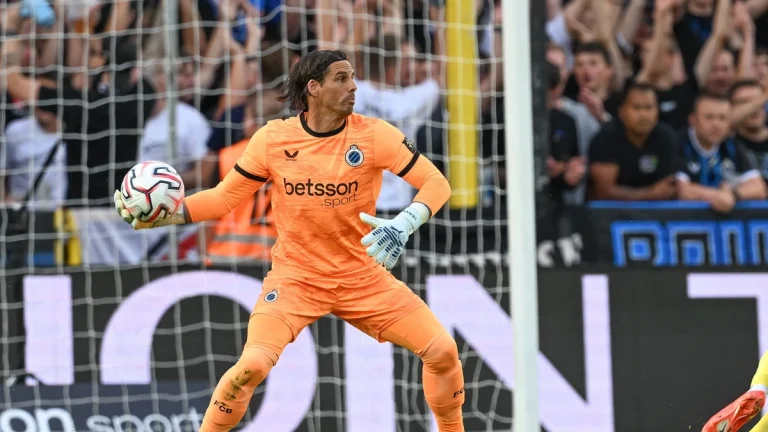 Der Schweizer Goalie Yann Sommer steigt mit zwei deutschen Weltmeistern beim portugiesischen Traditionsklub Estrela da