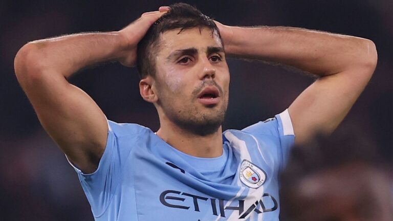 Real Madrid : Rodri proche du Barça, le club cible Mokio