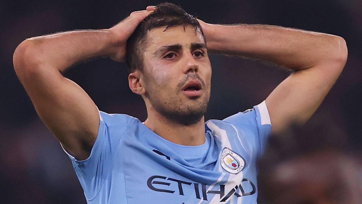 Real Madrid : Rodri proche du Barça, le club cible Mokio