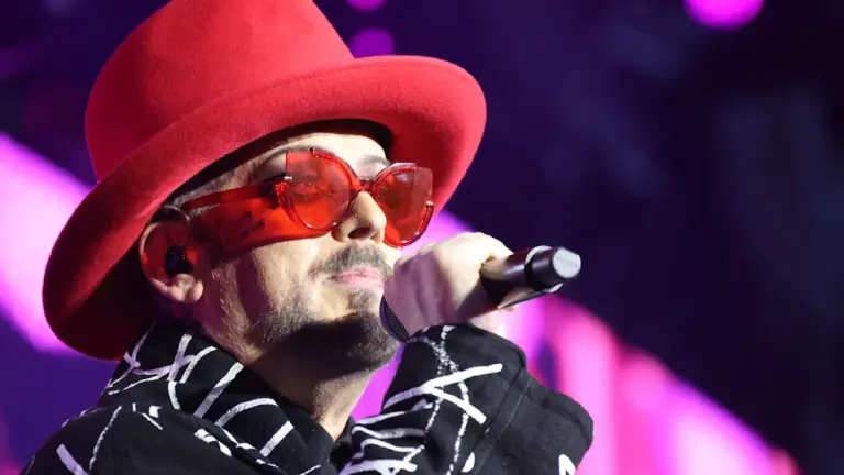 Boy George interrompt son concert à Francfort et dénonce un sabotage