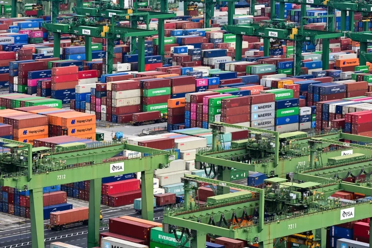 Singapour réagit aux accusations des États-Unis sur les transbordements