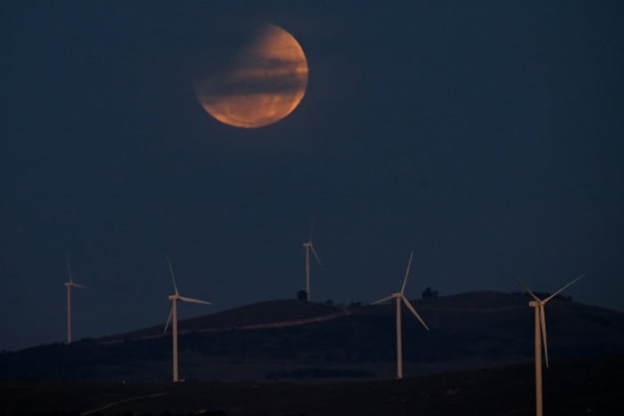 Lune rouge sang : une éclipse lunaire totale visible le 14 mars 2025