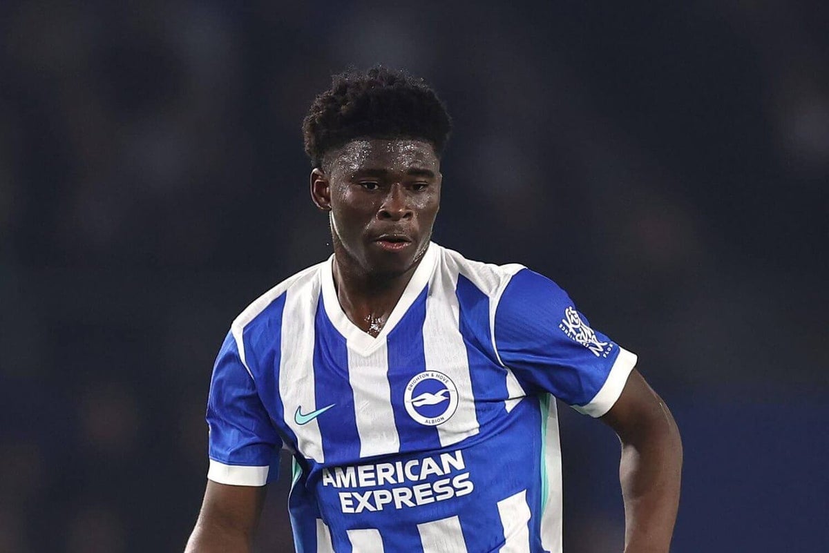 Manchester United s'accorde avec Brighton pour le transfert de Carlos Baleba