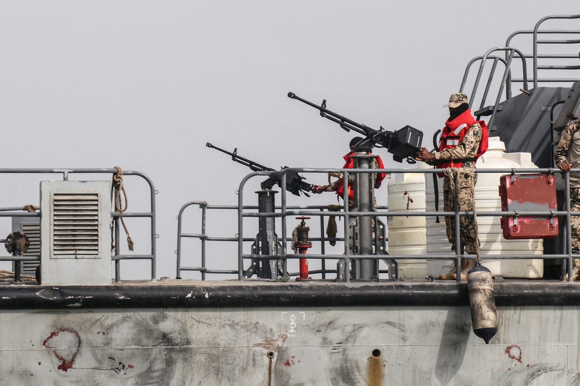 Attaques des Houthis et de l'Iran en mer Rouge : la menace sur le pétrole saoudien