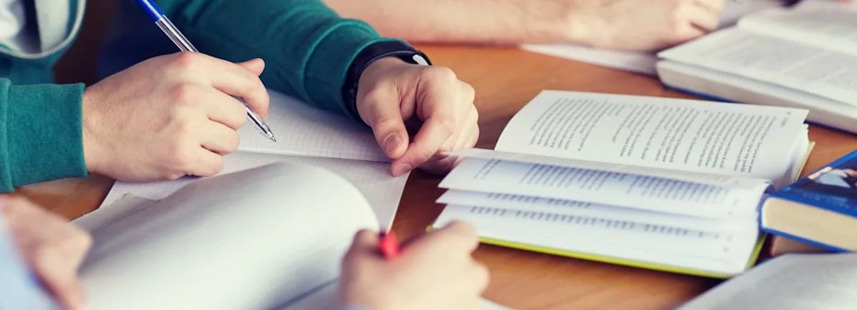 IDP Education plonge à un niveau record après la chute de ses profits