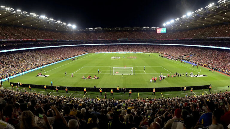 Manchester United bat Leeds United aux tirs au but à Croke Park