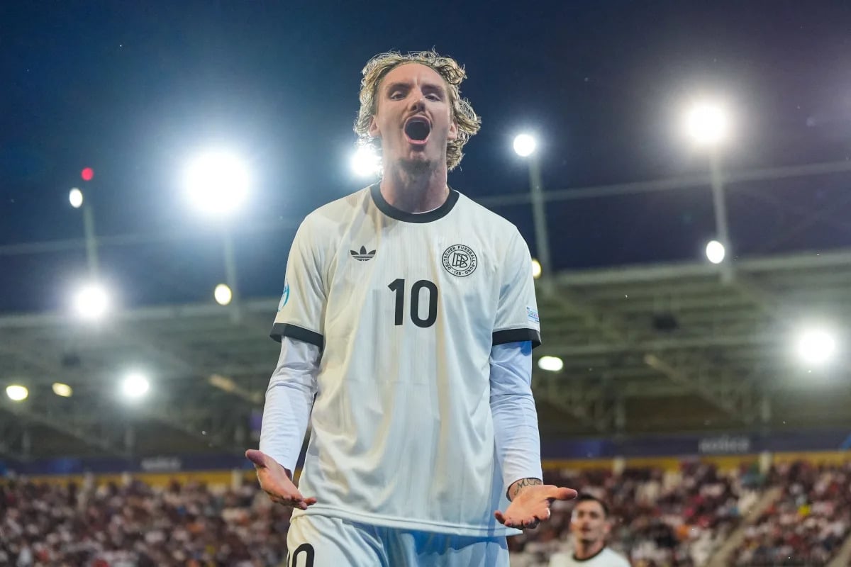 Napoli vise un prêt de l'attaquant Nick Woltemade