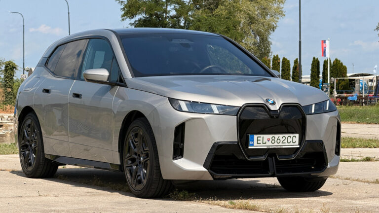 Essai du BMW iX xDrive60 : un SUV électrique luxueux et endurant