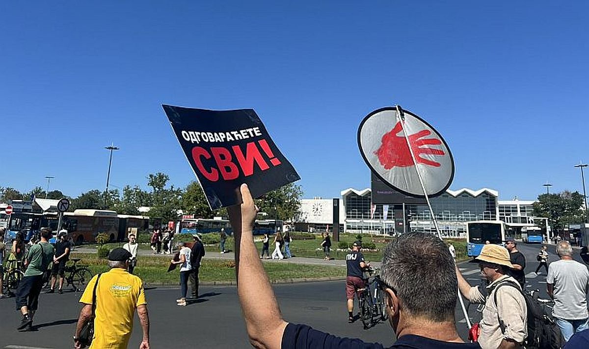 Novi Sad : Flou autour du rassemblement du SNS et contestations