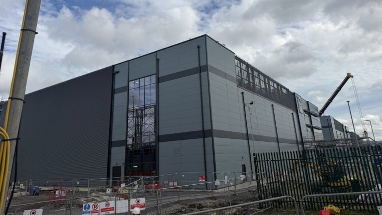 Dublin : L'EPA enquête sur les nuisances sonores d'un centre de données