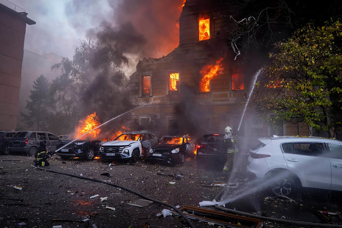 Drones russes attaquent l'Académie nationale des sciences de Kiev