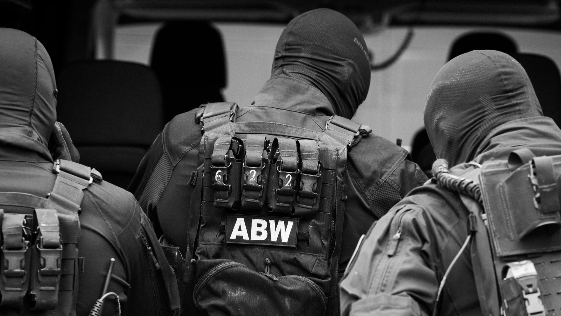 Pologne : un Jeune de 17 Ans Arrêté pour Projet d'Attentat Terroriste