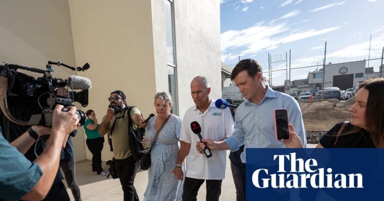 Mexique : Procès de Trois Hommes pour le Meurtre de Surfeurs Australiens