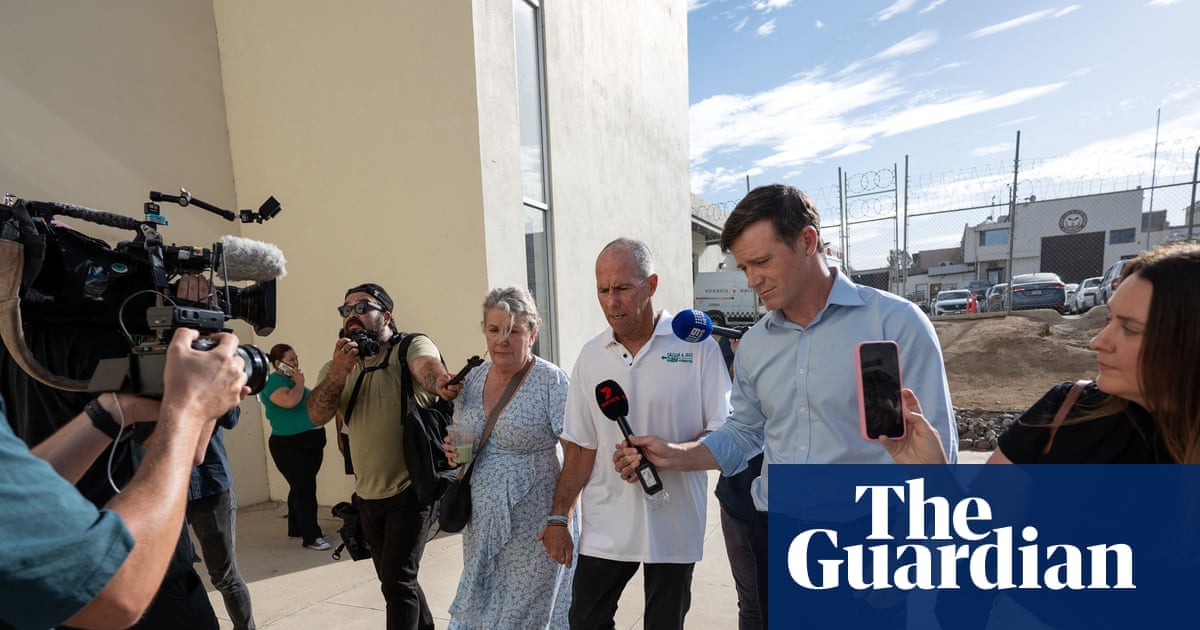 Mexique : Procès de Trois Hommes pour le Meurtre de Surfeurs Australiens