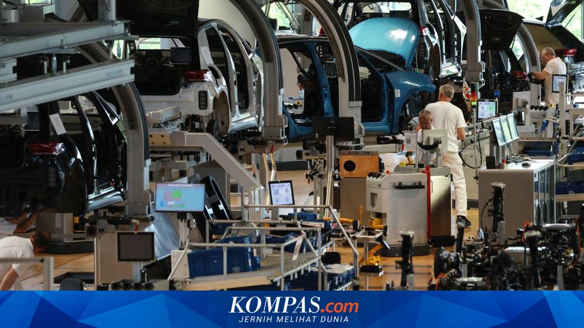 Volkswagen envisage de fermer quatre usines et menace des milliers d'emplois