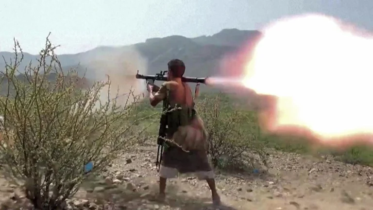 Yémen : Offensive des Houthis sur la mer Rouge et crise humanitaire