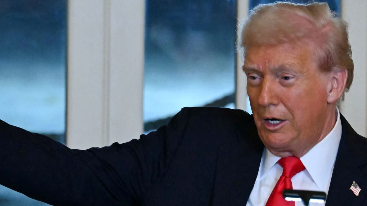 Trump Bannit CNN, MS Now et Politico pour Menace à la Sécurité Nationale