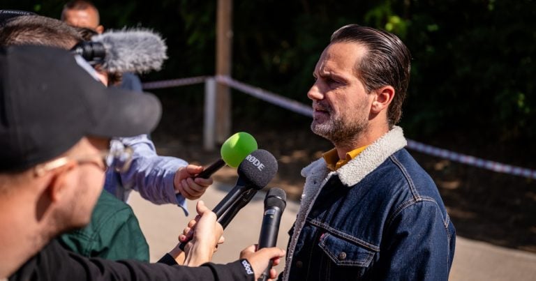 Le Fidesz accuse Magyar Péter de mensonge et d'autoritarisme