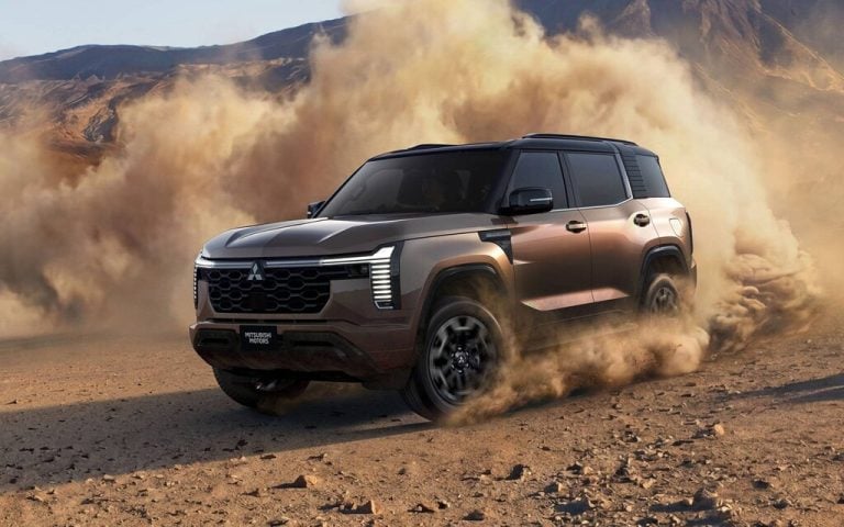 Mitsubishi Fait Revivre le Pajero en tant que Nouveau VUS Haut de Gamme