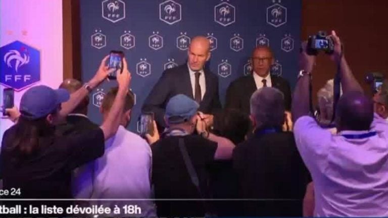 Zinédine Zidane dévoile sa première liste pour l'Équipe de France