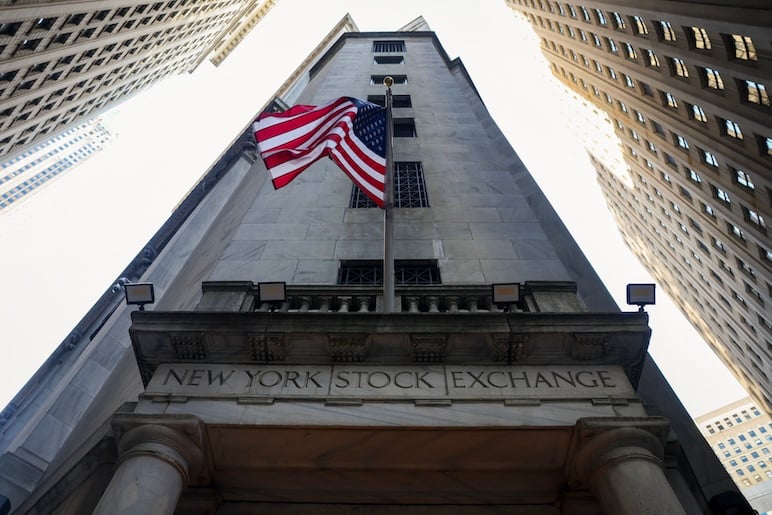 Wall Street évolue en ordre dispersé face au pétrole et à l'inflation