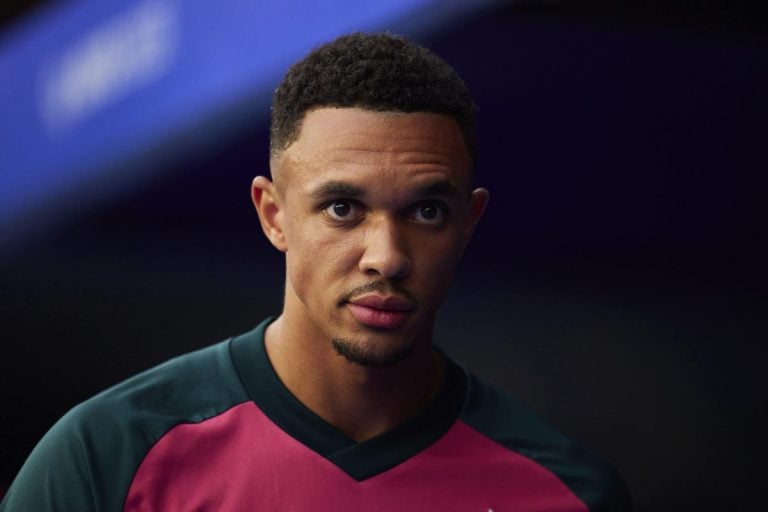Real Madrid : José Mourinho Utilise Trent Alexander-Arnold Au Milieu