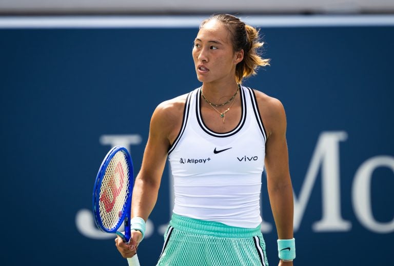 Zheng Qinwen Remonte un Score Impossible face à Madison Keys à l'US Open